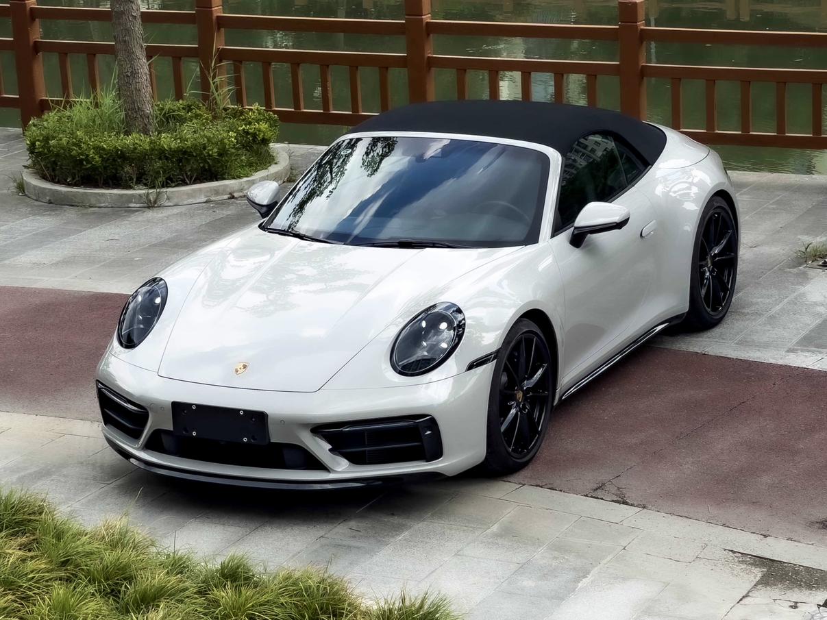 Porsche 911 2022 thumb 8