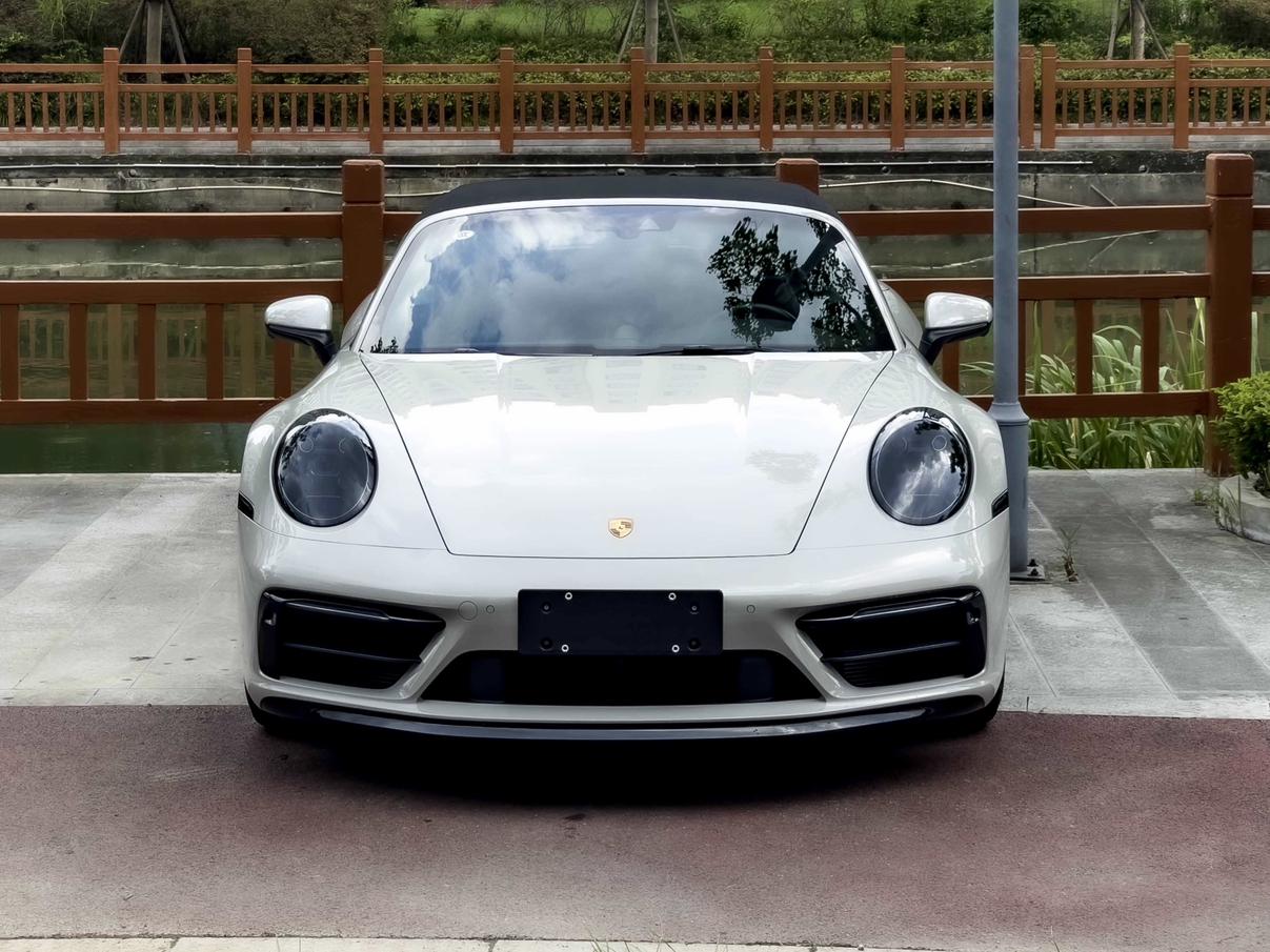 Porsche 911 2022 thumb 9