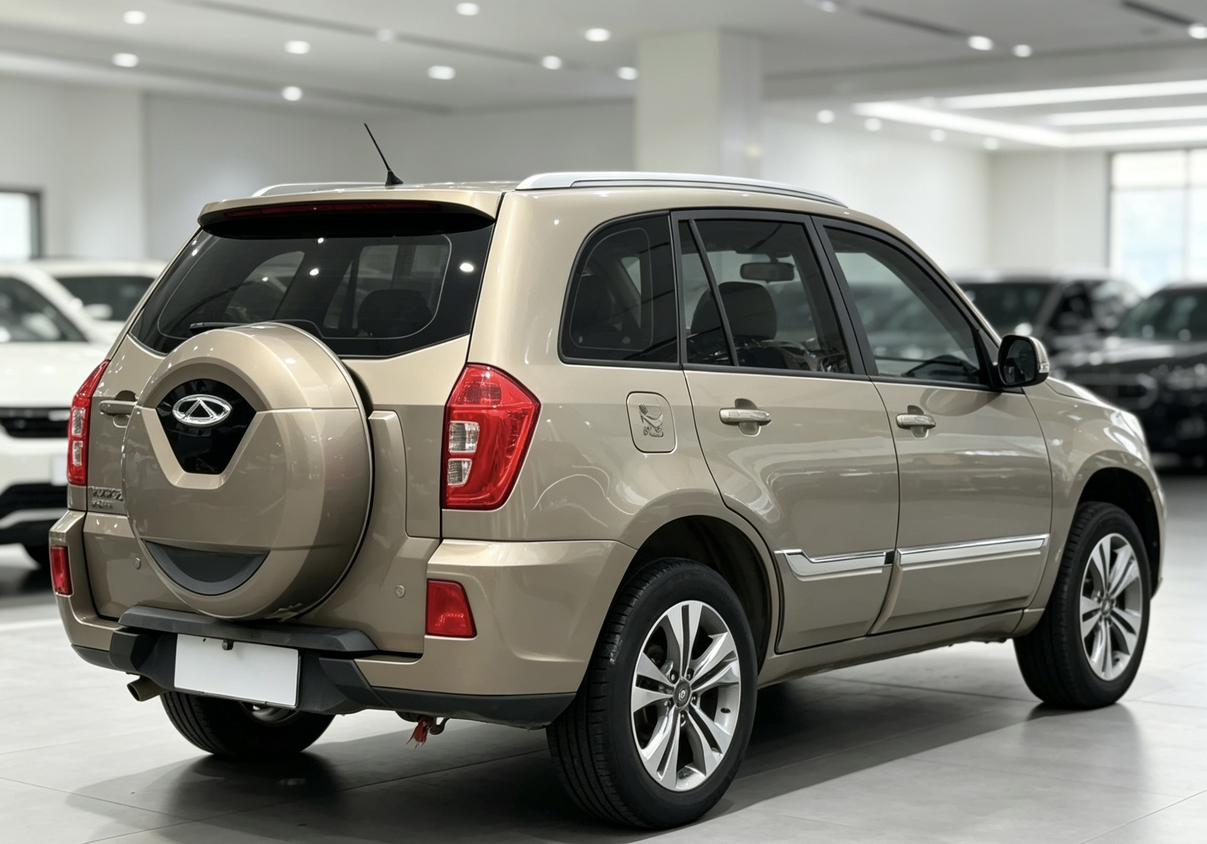 Chery Tiggo 3 2015 thumb 3