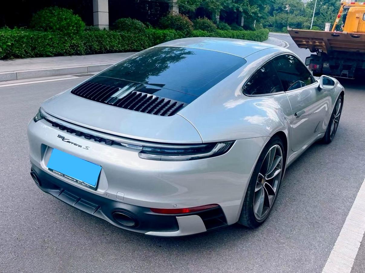 Porsche 911 2023 thumb 10
