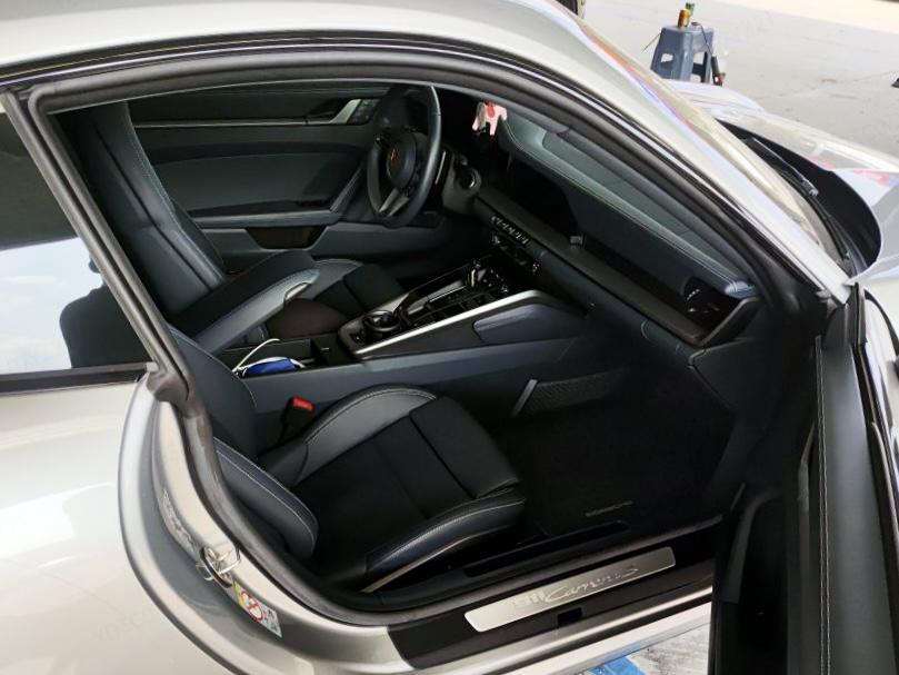 Porsche 911 2023 thumb 11