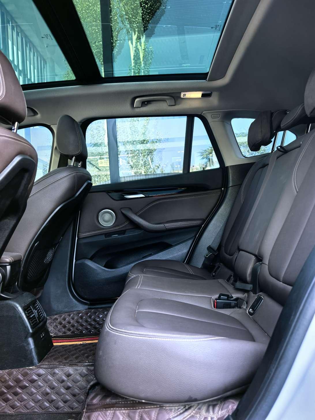 BMW X1 2022 thumb 5