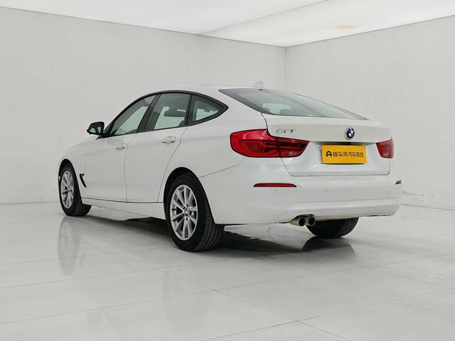 BMW 3 серии 2017 thumb 3