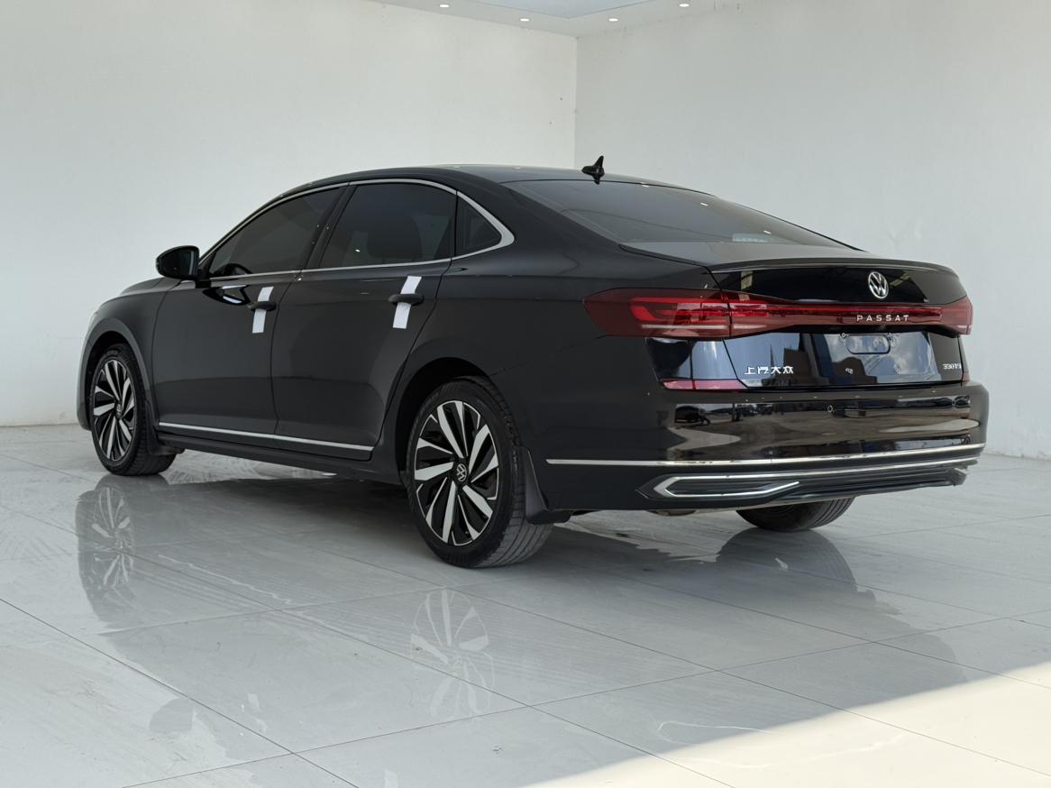 Volkswagen Passat (North America and China) 2023 thumb 2