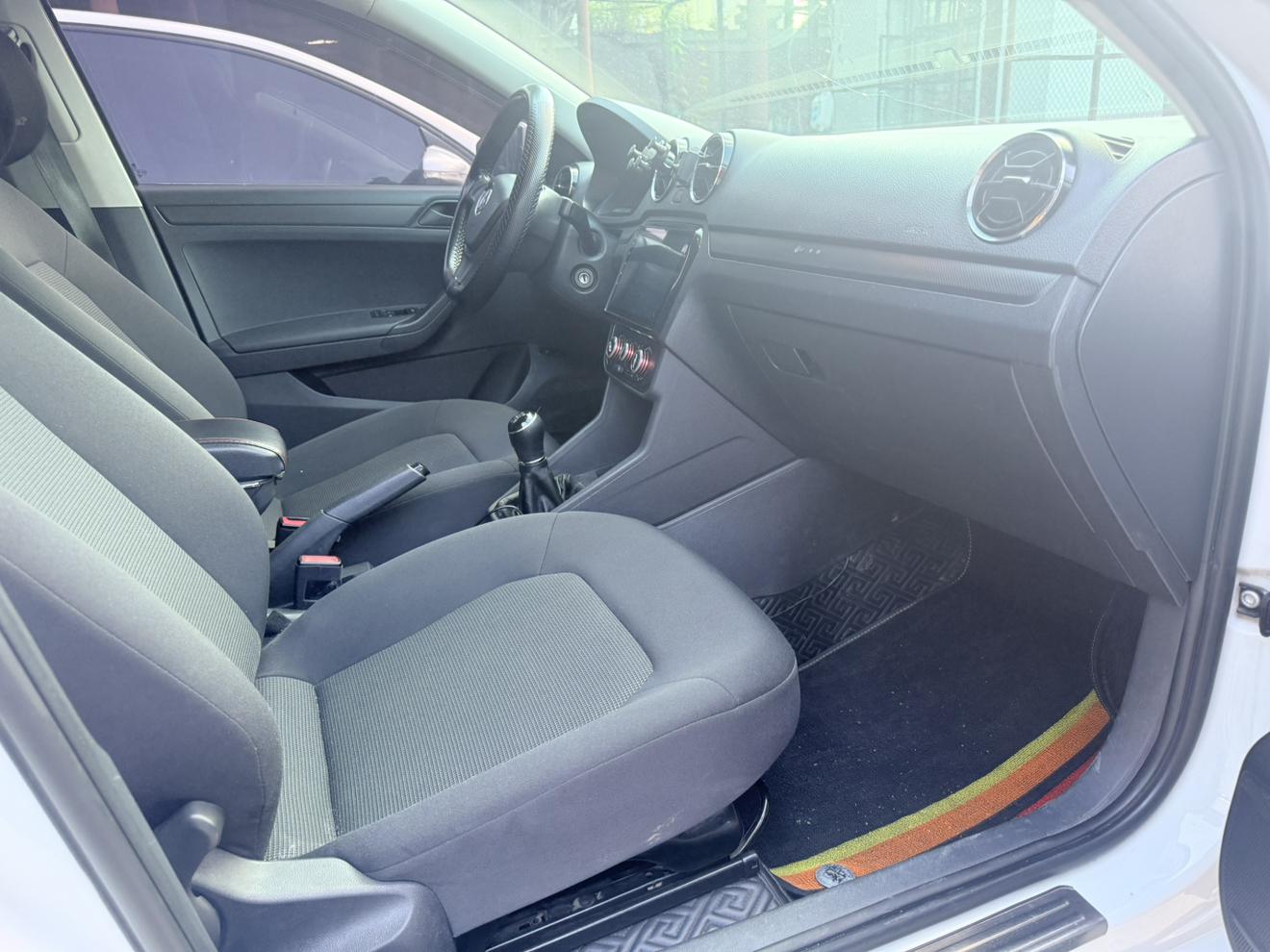 Volkswagen Jetta 2017 thumb 7