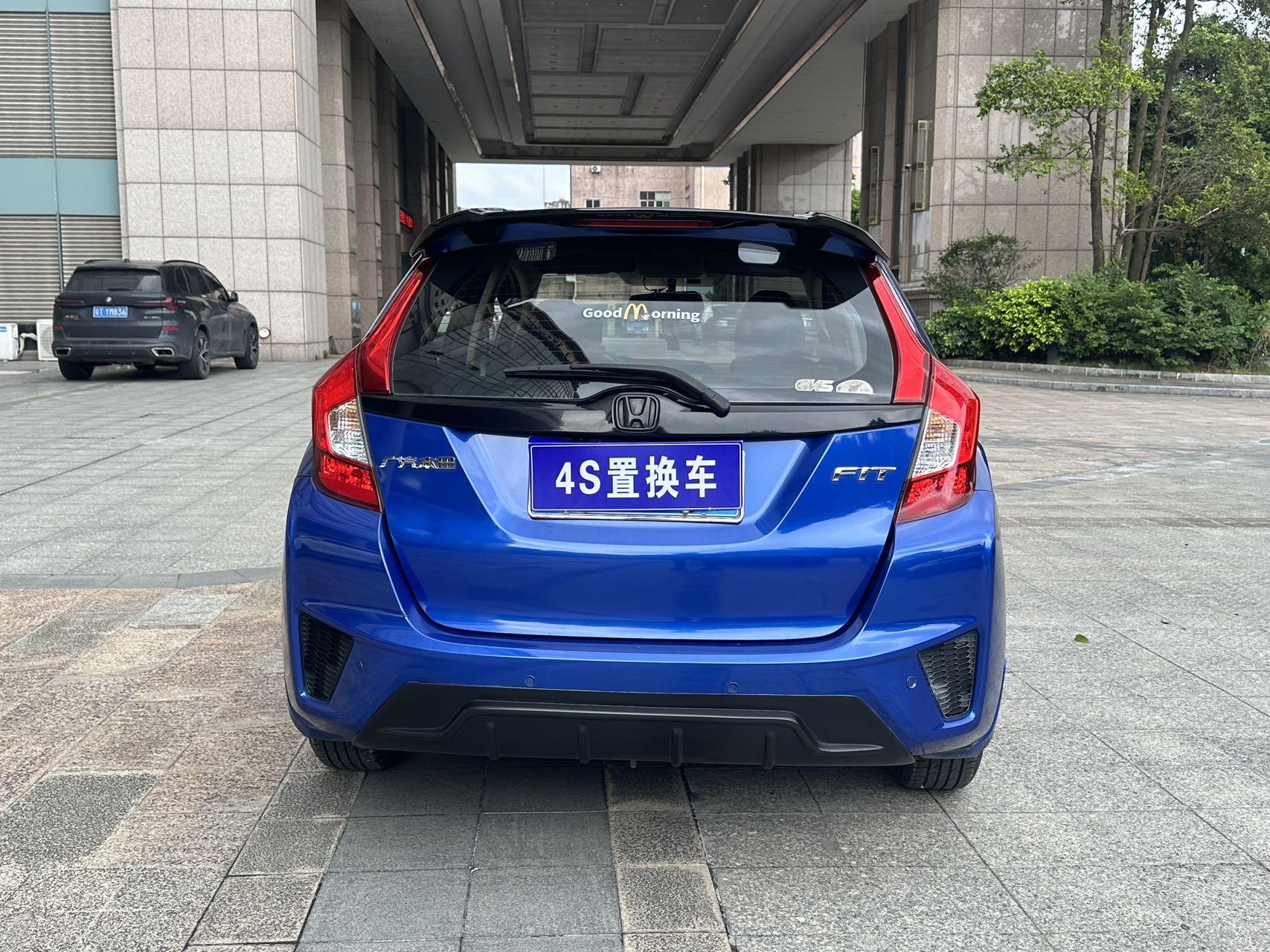 Honda Fit Shuttle 2014 thumb 3