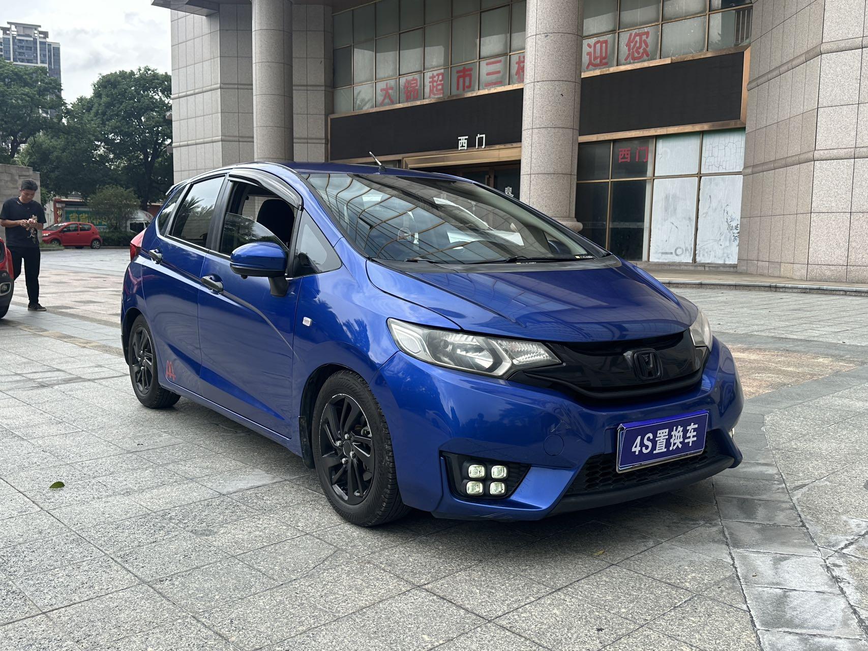 Honda Fit Shuttle 2014 thumb 10