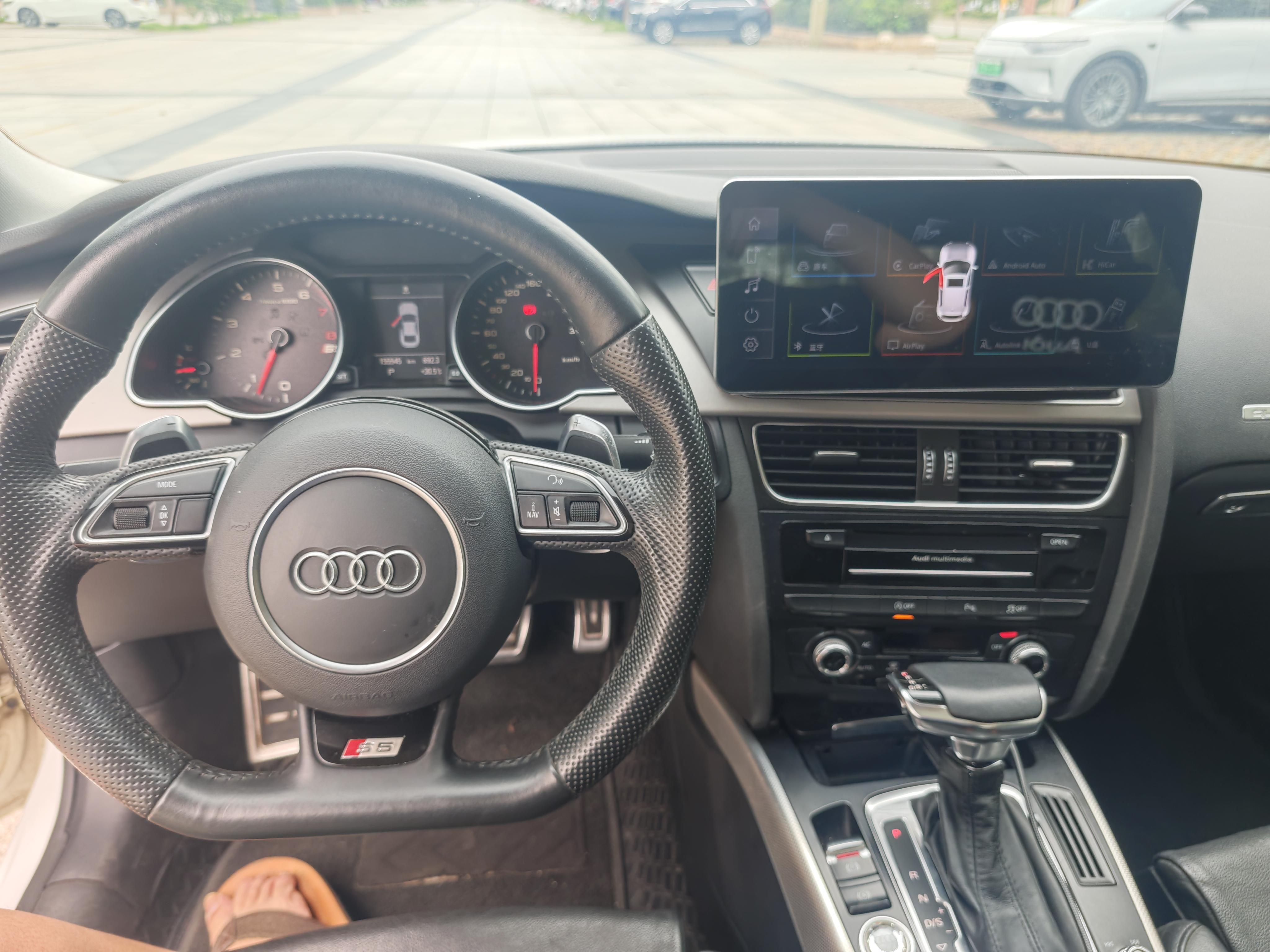 Audi A5 2012 thumb 10