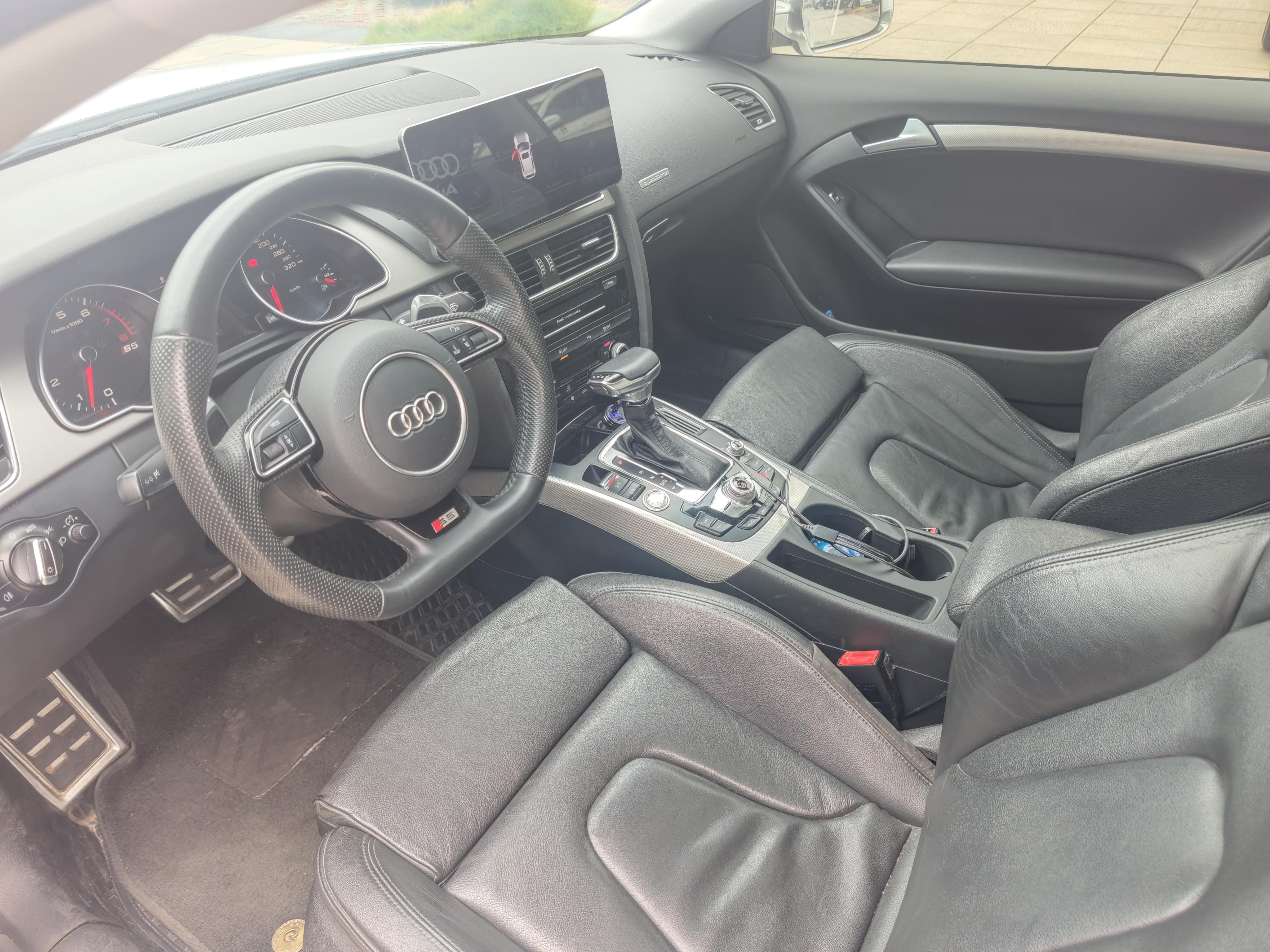 Audi A5 2012 thumb 11