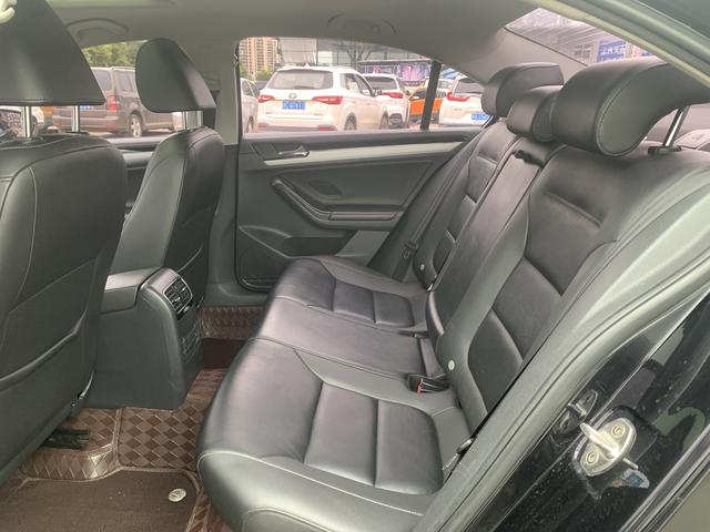 Volkswagen Sagitar 2018 thumb 8