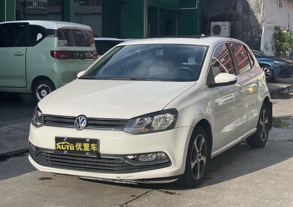 Volkswagen Polo 2018 thumb 2