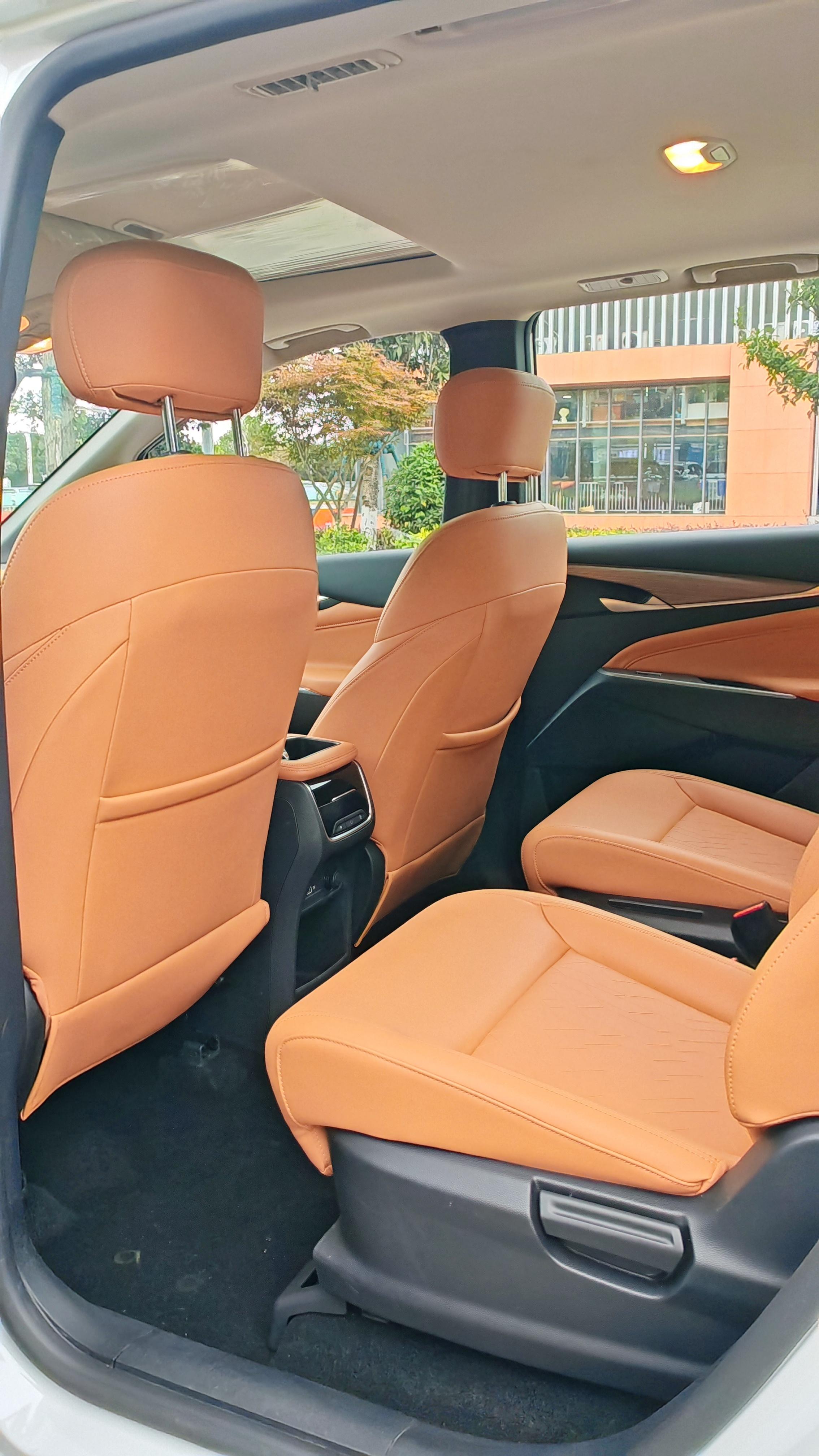 Maxus G50 PHEV 2025 thumb 6