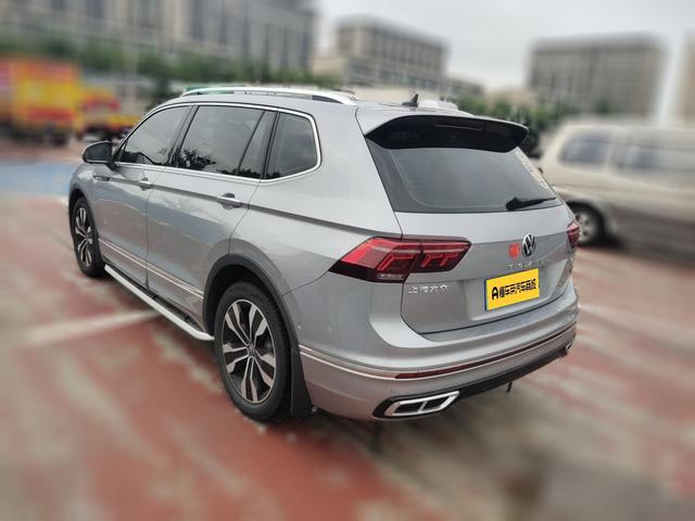 Volkswagen Tiguan 2022 thumb 2