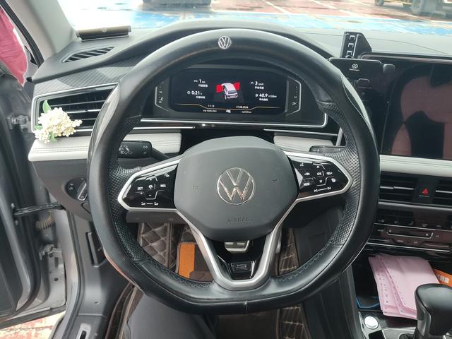 Volkswagen Tiguan 2022 thumb 5