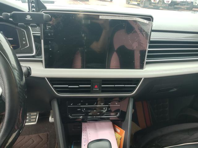 Volkswagen Tiguan 2022 thumb 6