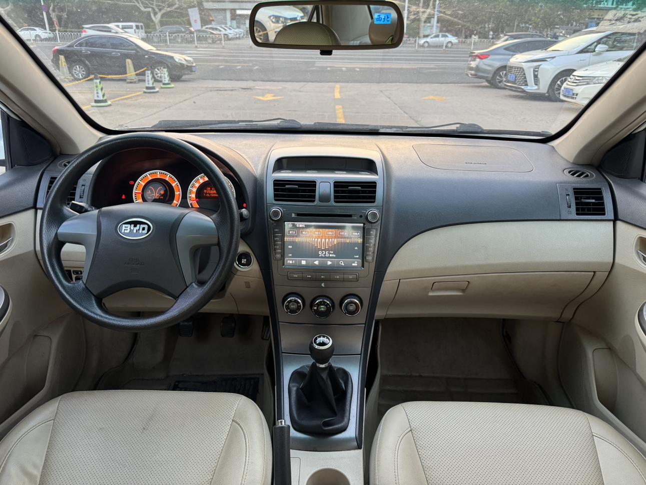 BYD L3 2015 thumb 6
