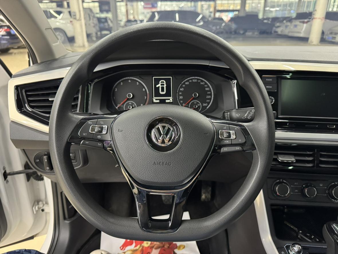 Volkswagen Polo 2019 thumb 10