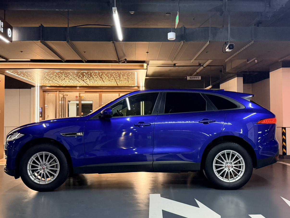 Jaguar F-Pace 2018 thumb 2