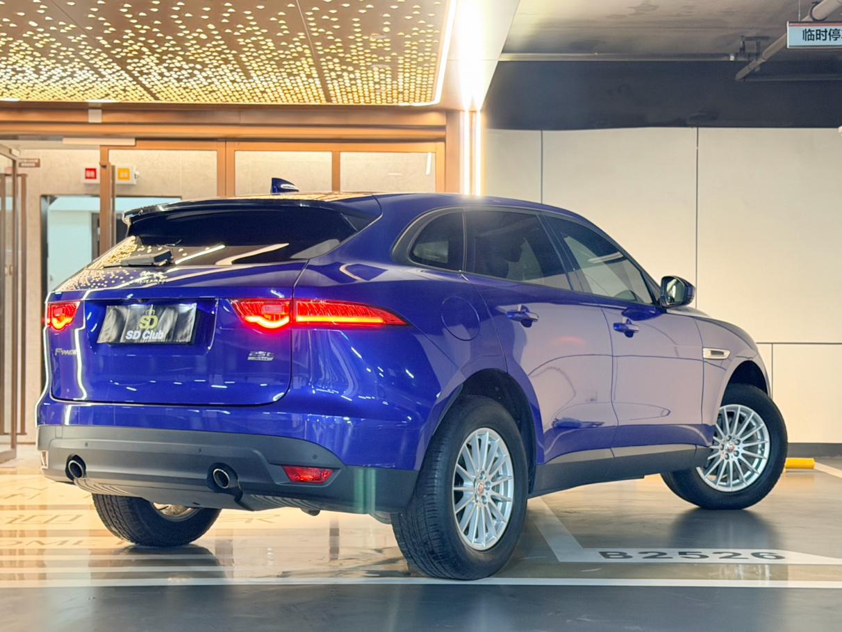Jaguar F-Pace 2018 thumb 5