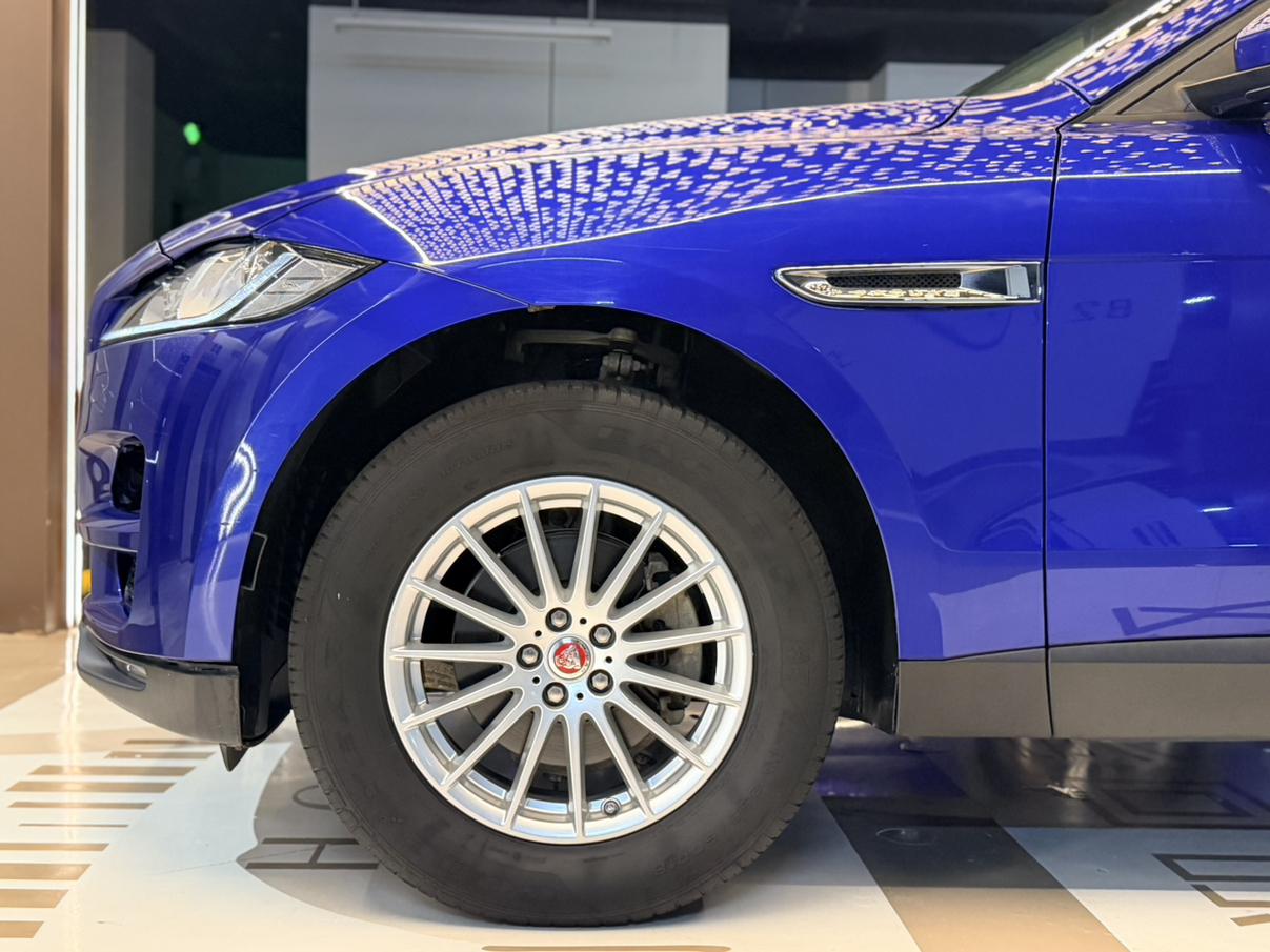 Jaguar F-Pace 2018 thumb 8