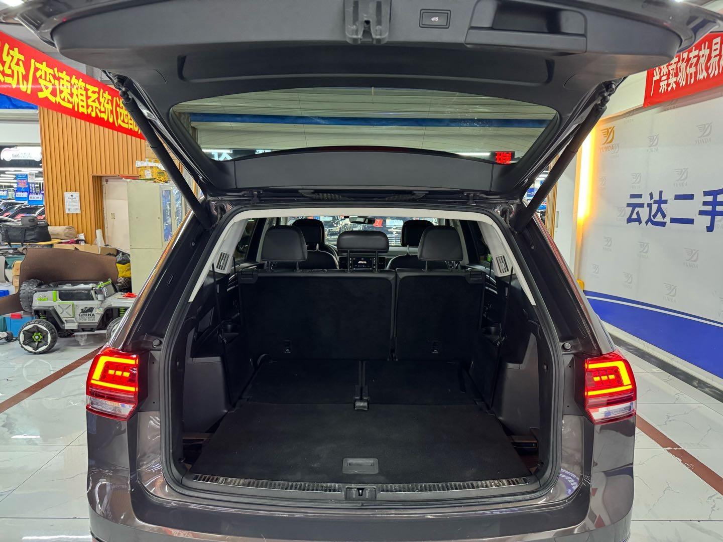 Volkswagen Teramont 2017 thumb 11