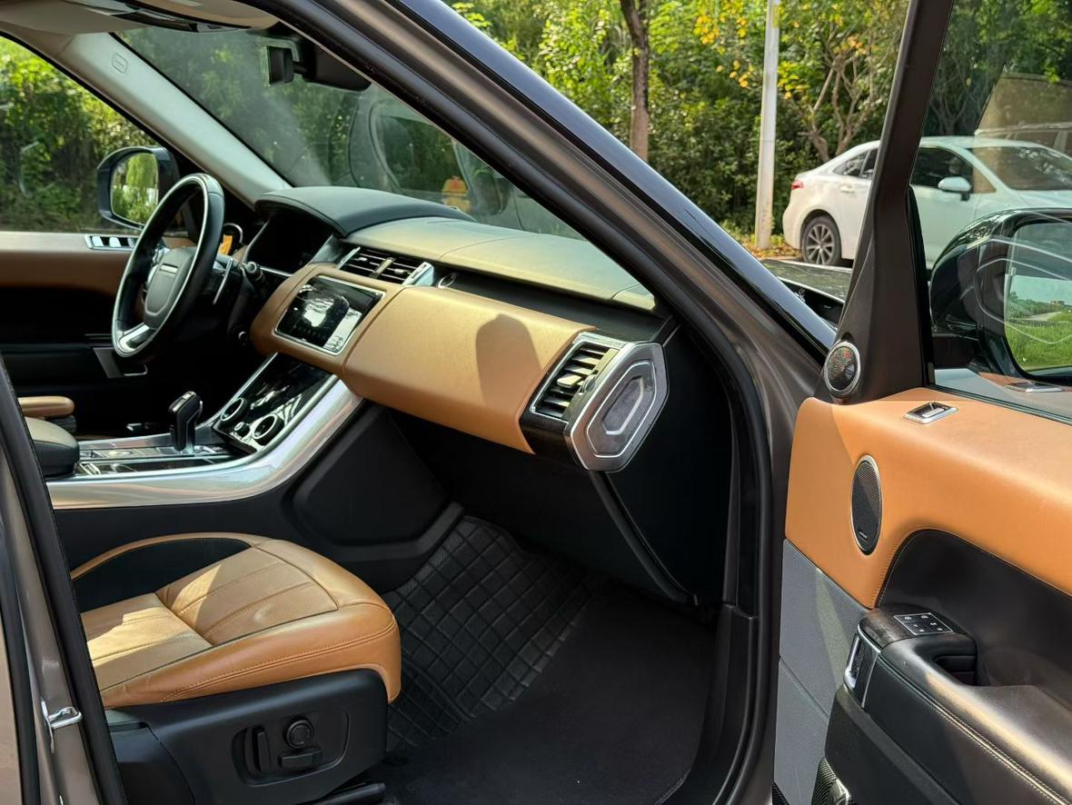 Land Rover Range Rover Sport 2021 thumb 4