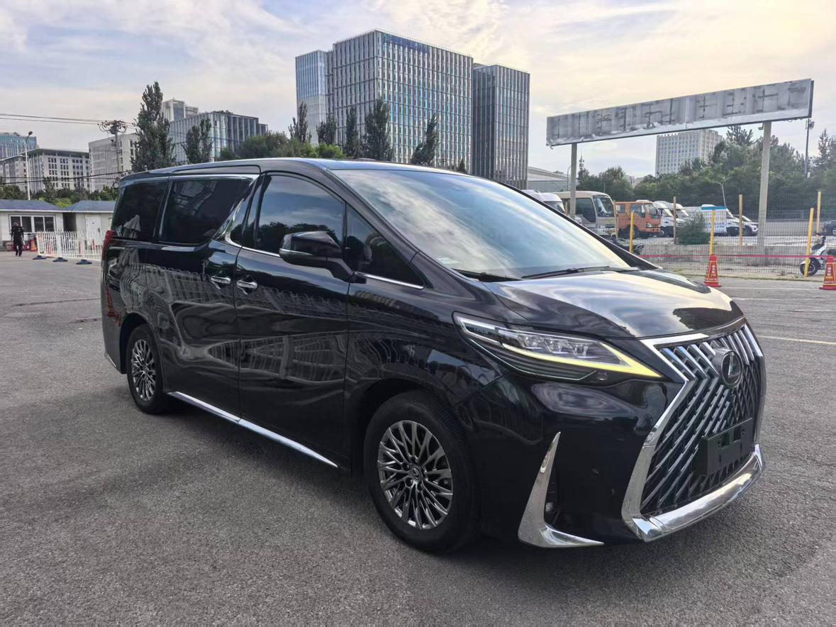 Lexus LM 2020 thumb 10