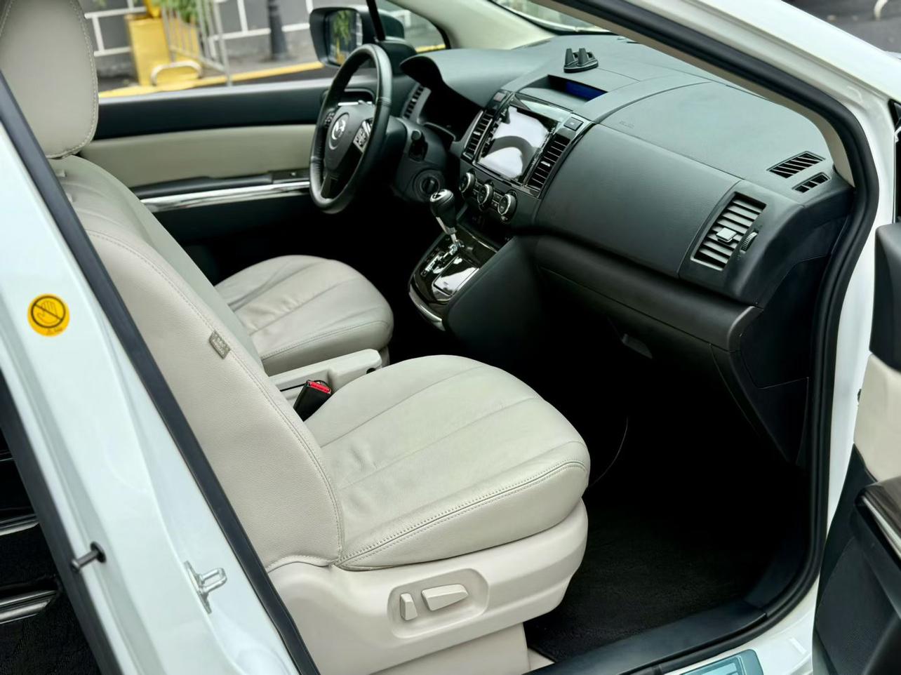 Mazda MPV 2015 thumb 4