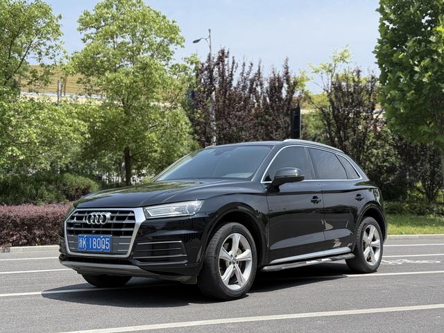 Audi Q5 2018 thumb 5