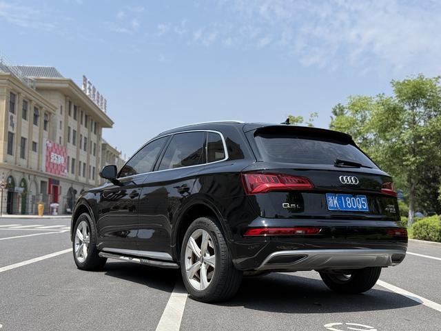 Audi Q5 2018 thumb 12