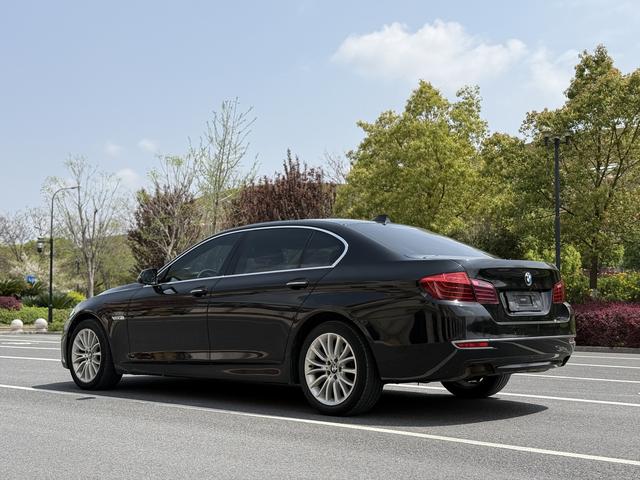 BMW 5 серии 2014 thumb 12