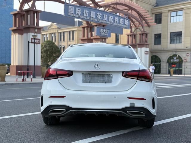 Mercedes-Benz A-Класс 2019 thumb 3