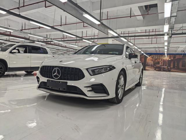 Mercedes-Benz A-Класс 2019 thumb 10