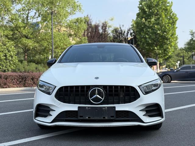 Mercedes-Benz A-Класс 2019 thumb 11