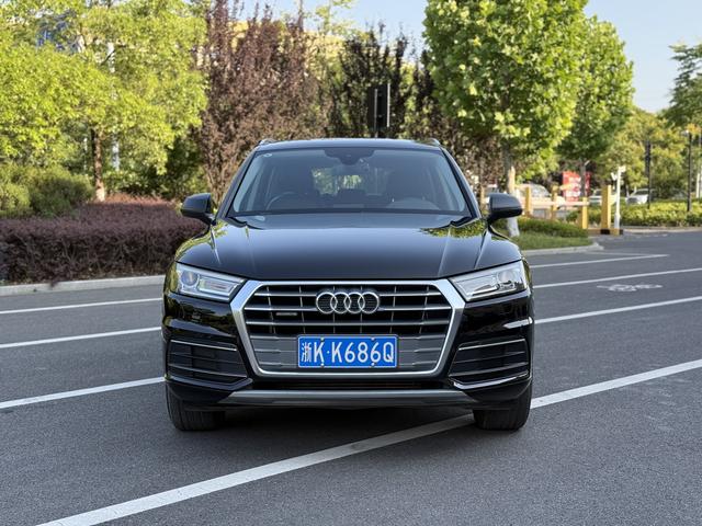 Audi Q5 2018 thumb 10