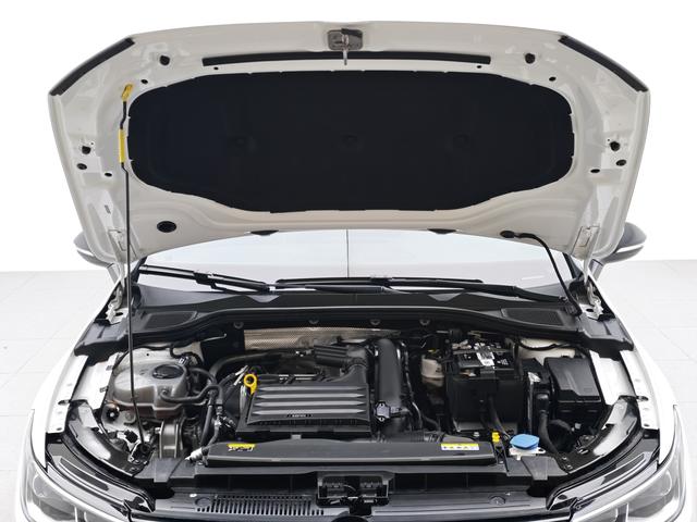 Volkswagen Golf Sportsvan 2023 thumb 8
