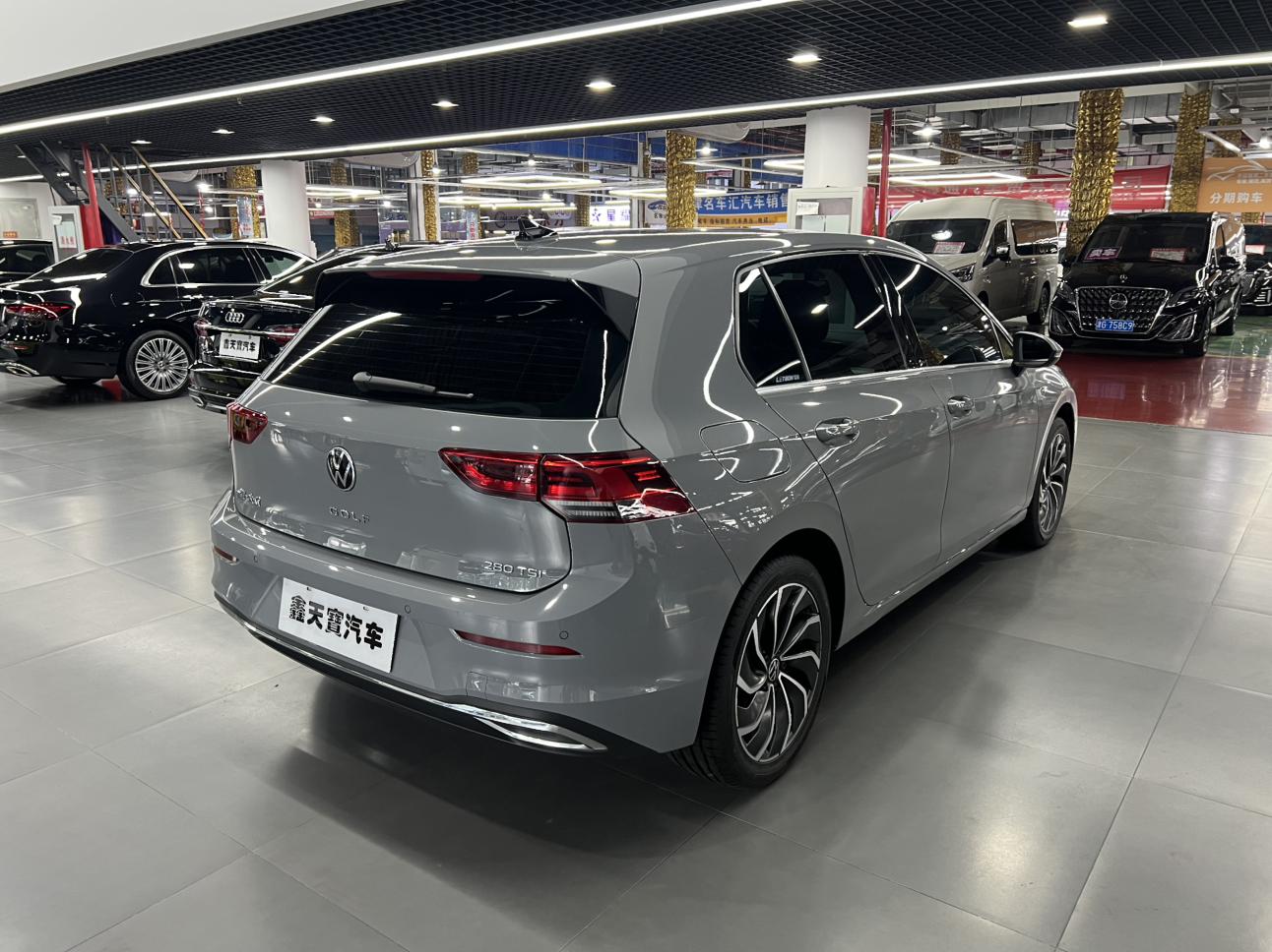 Volkswagen Golf Sportsvan 2023 thumb 11