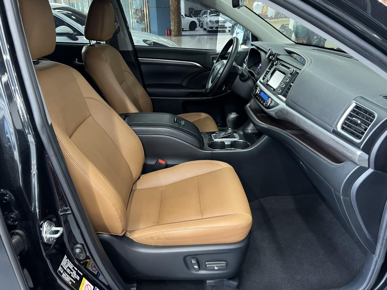 Toyota Highlander 2021 thumb 3