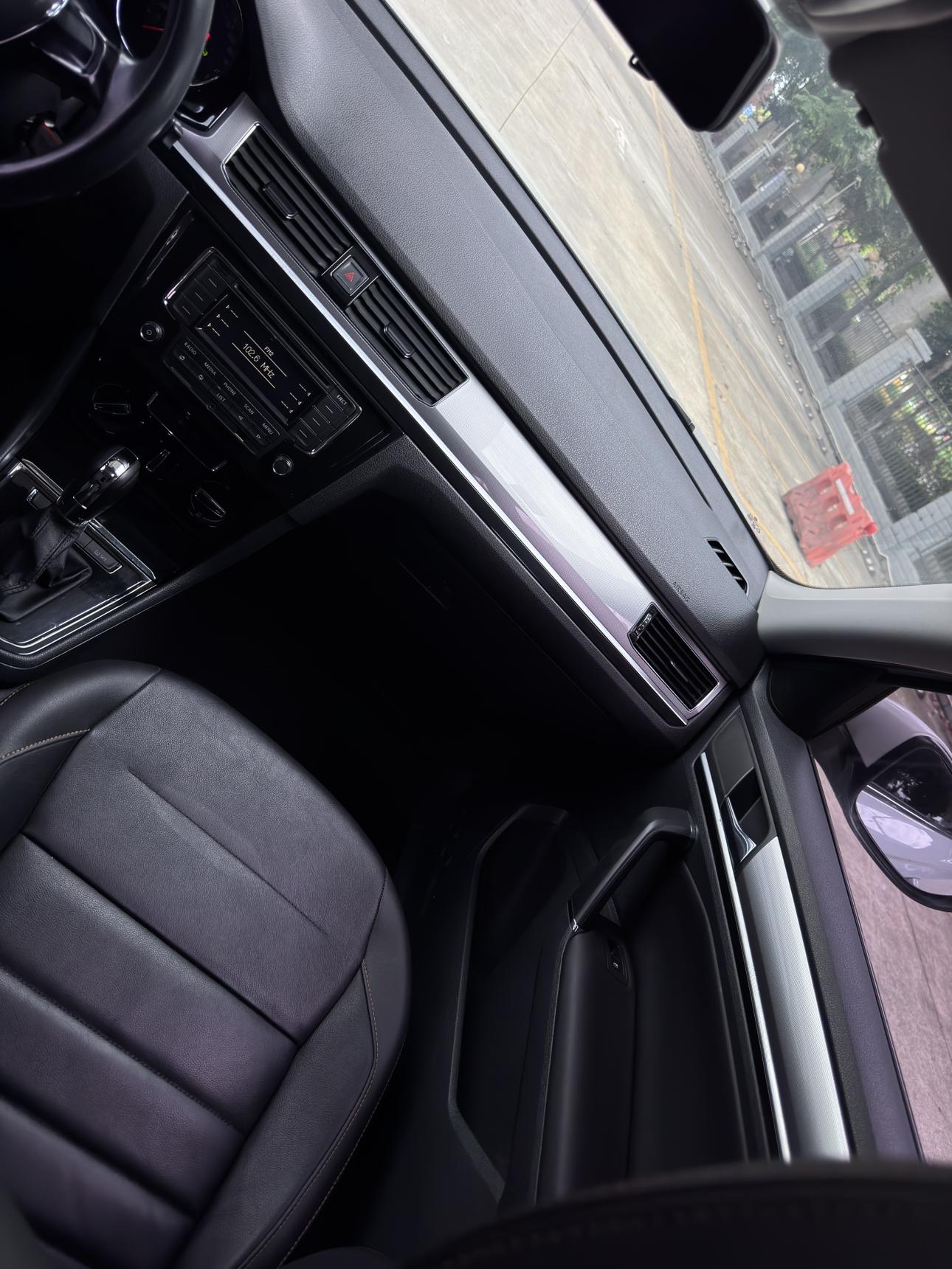 Volkswagen Bora 2017 thumb 10