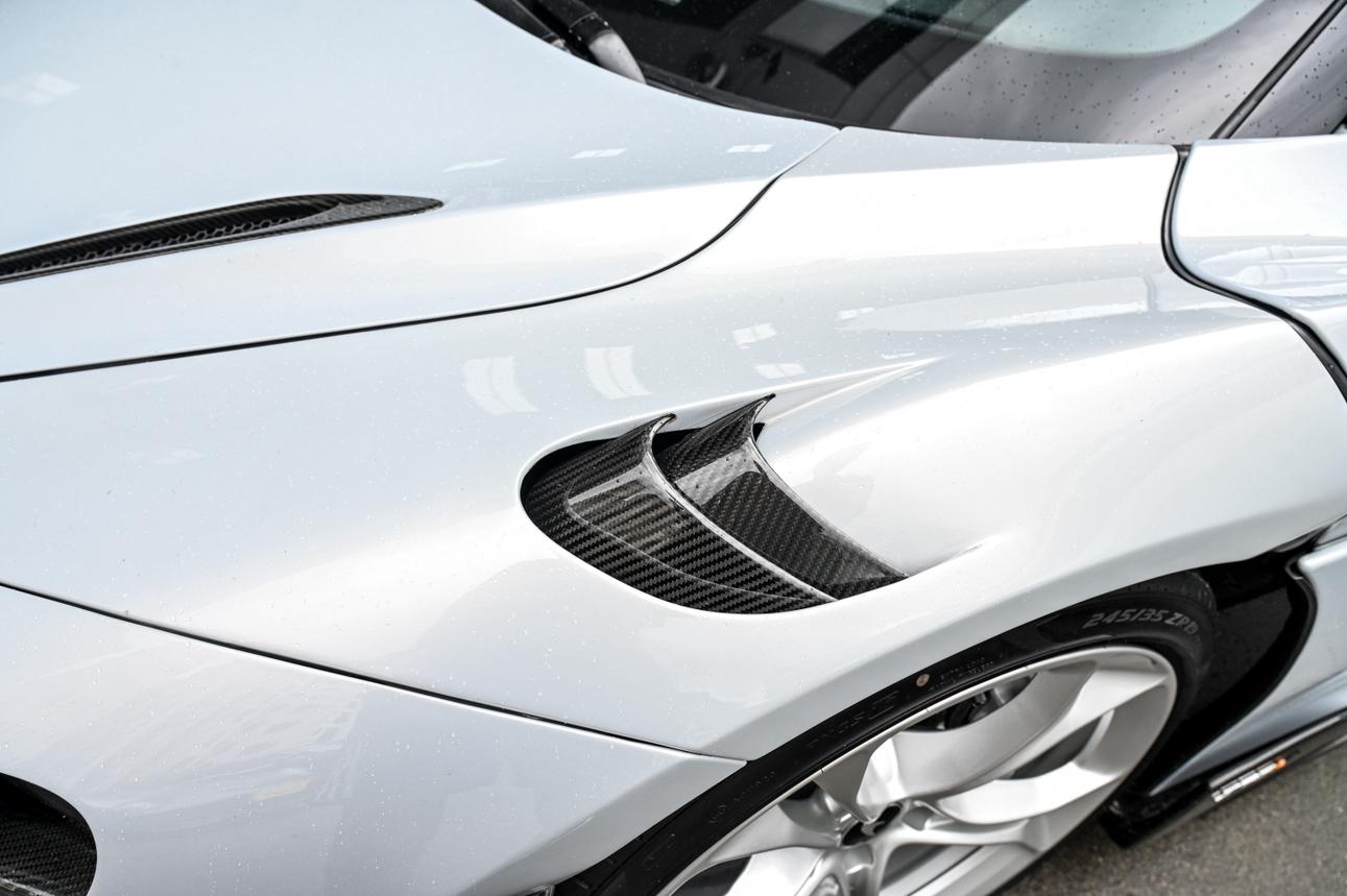 McLaren 720S 2019 thumb 7