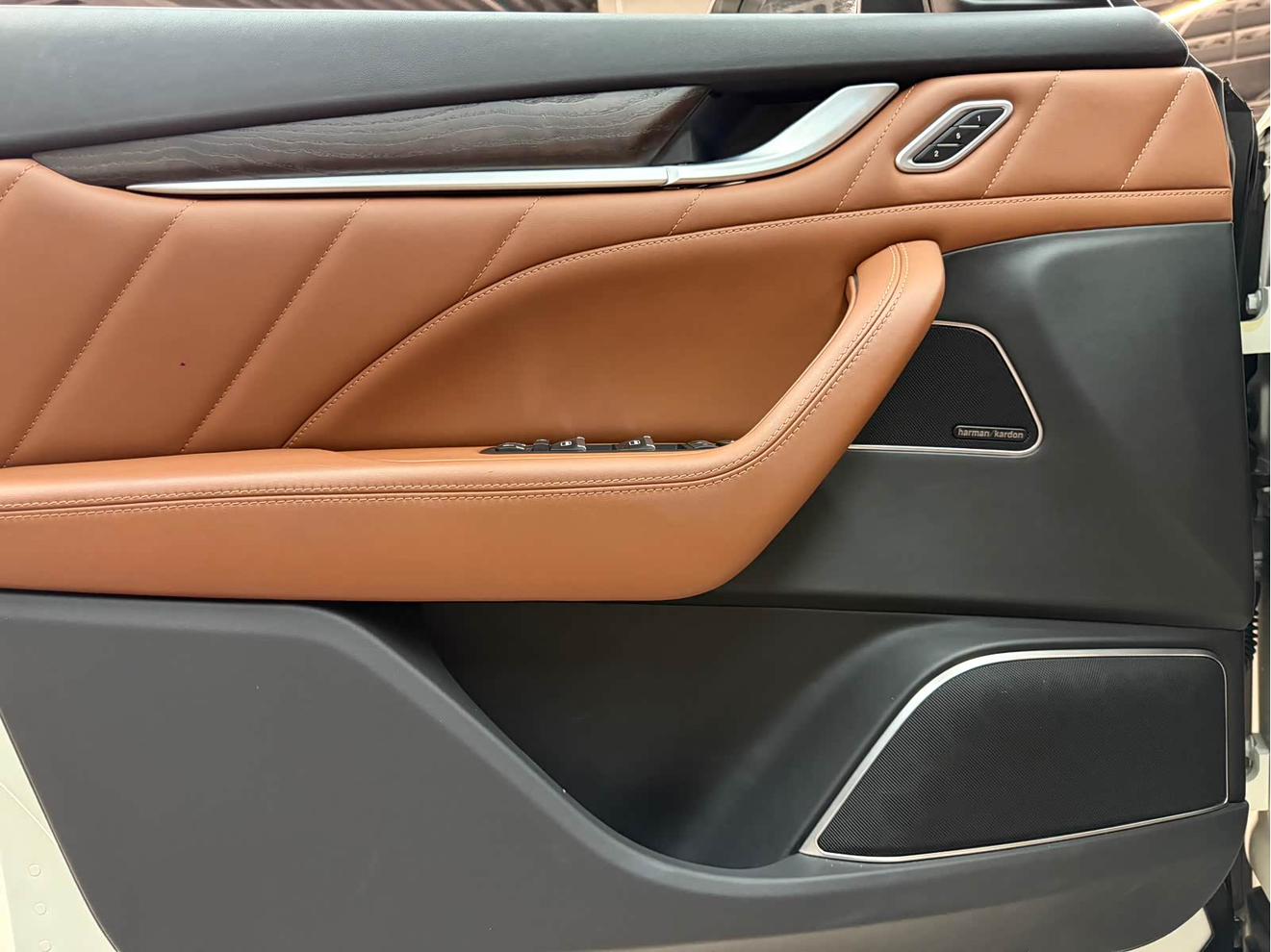 Maserati Levante 2021 thumb 5