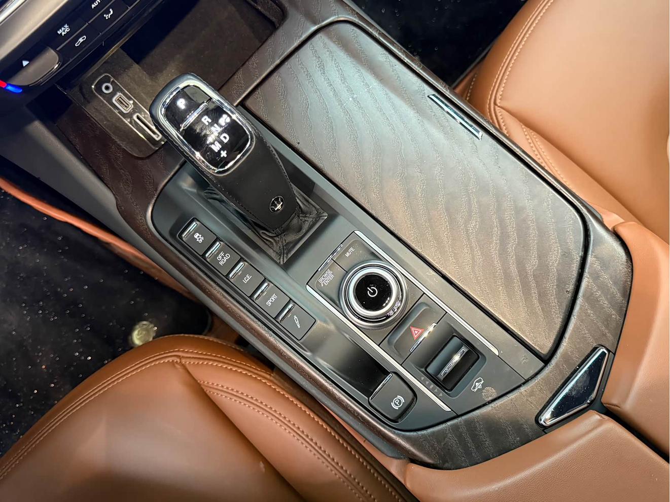 Maserati Levante 2021 thumb 9