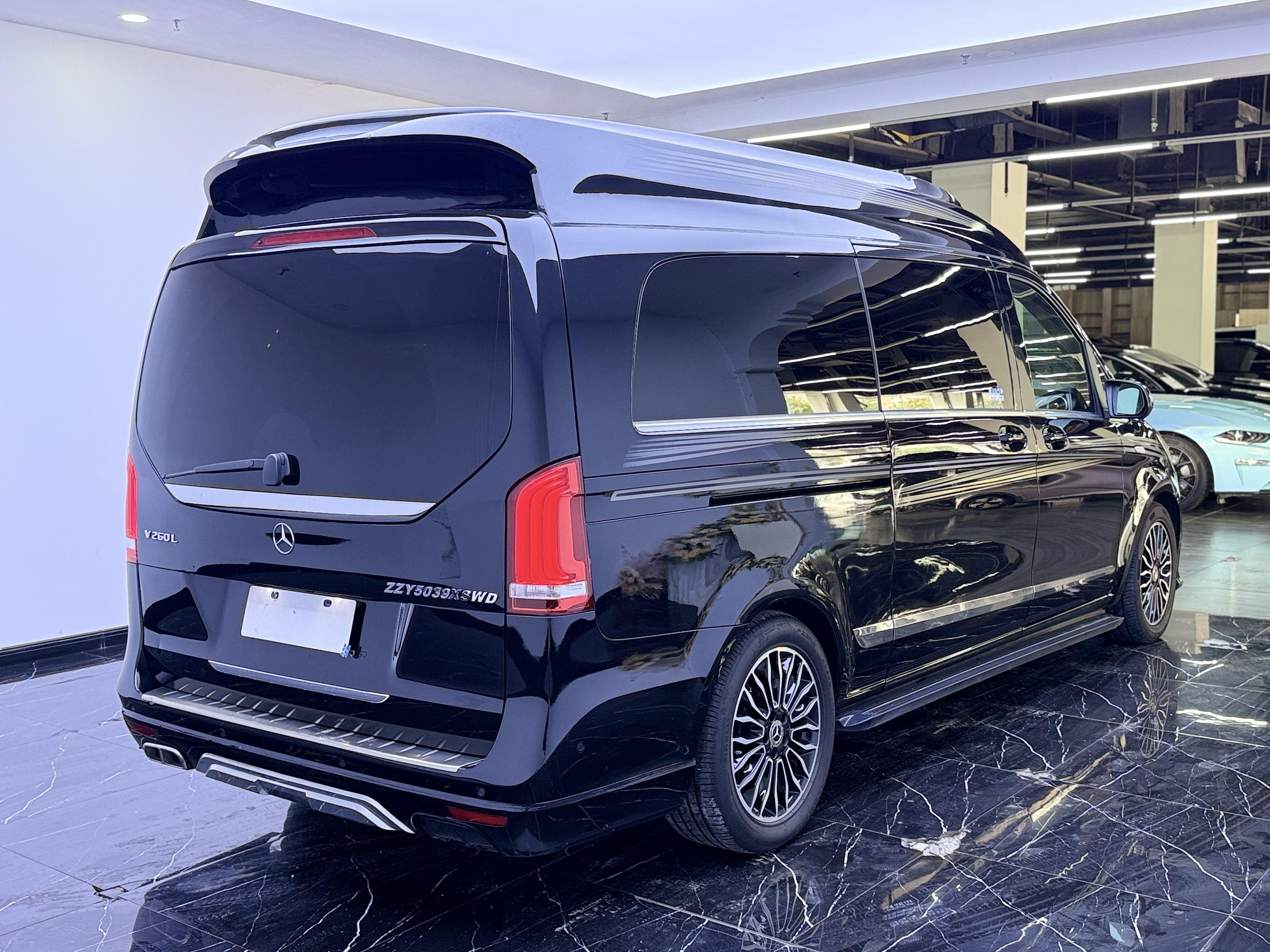Mercedes-Benz V-Класс 2018 thumb 4