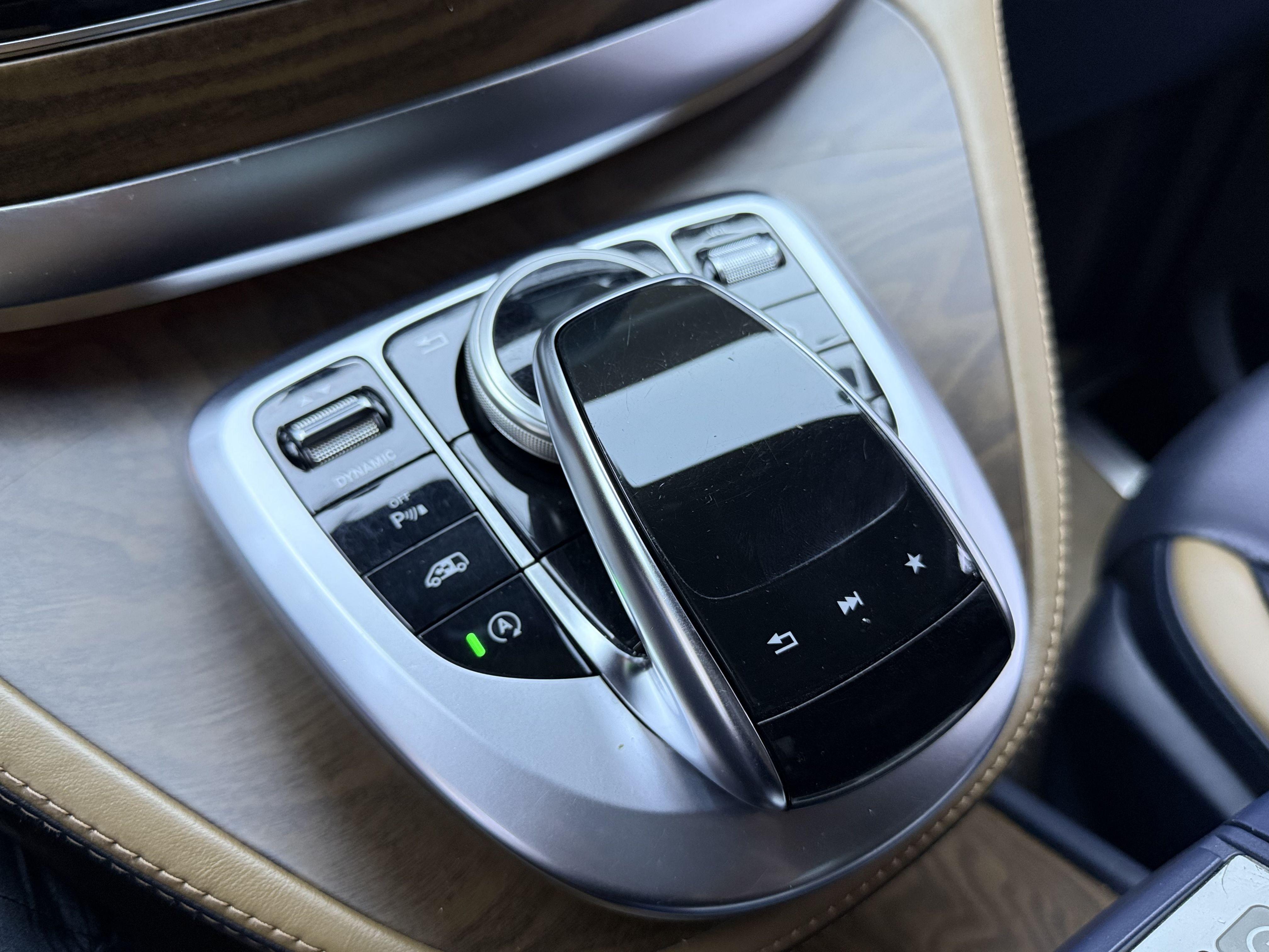 Mercedes-Benz V-Класс 2018 thumb 6