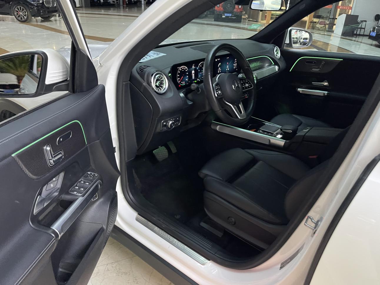 Mercedes-Benz EQB 2025 thumb 11