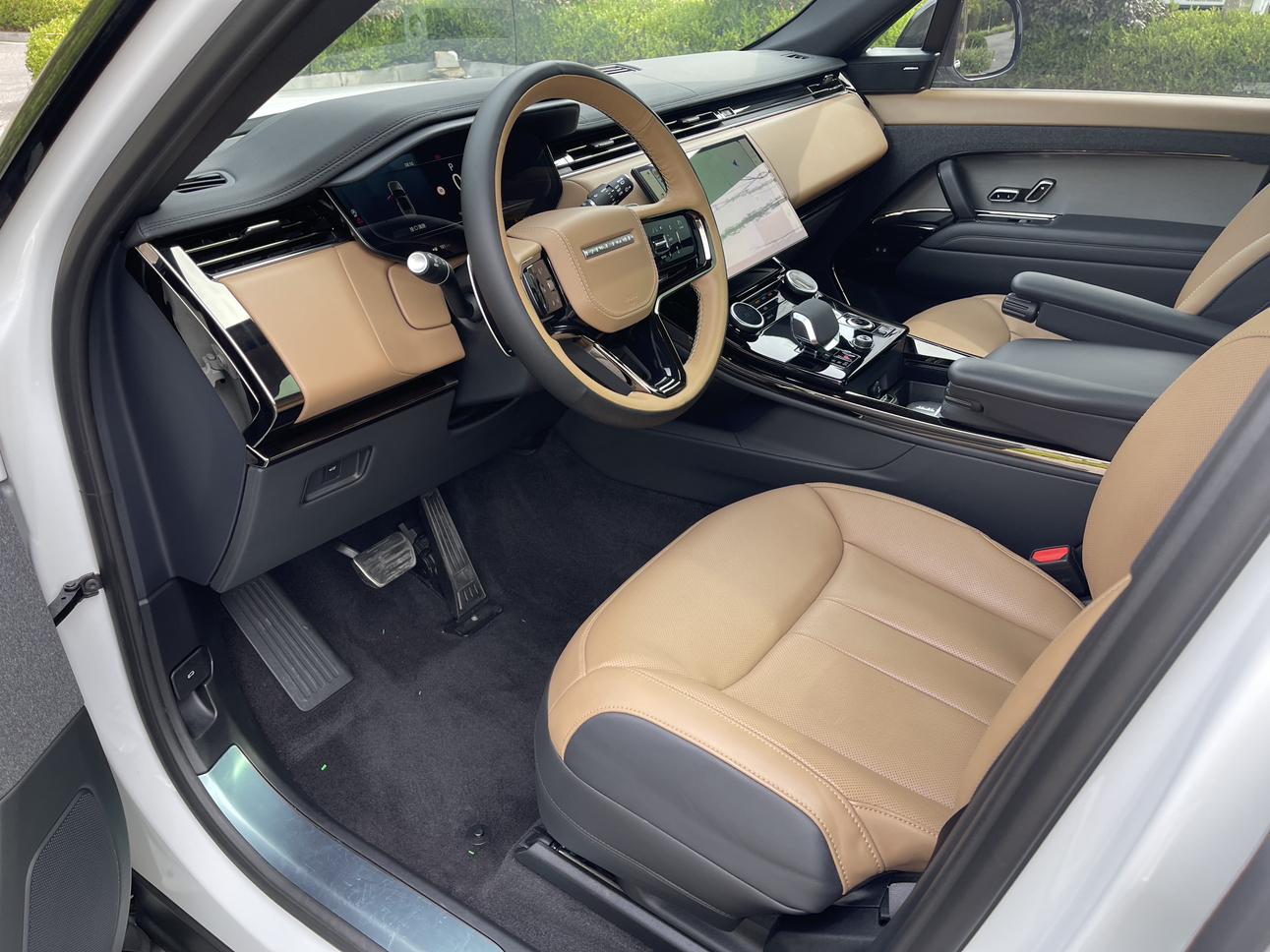 Land Rover Range Rover Sport 2023 thumb 4