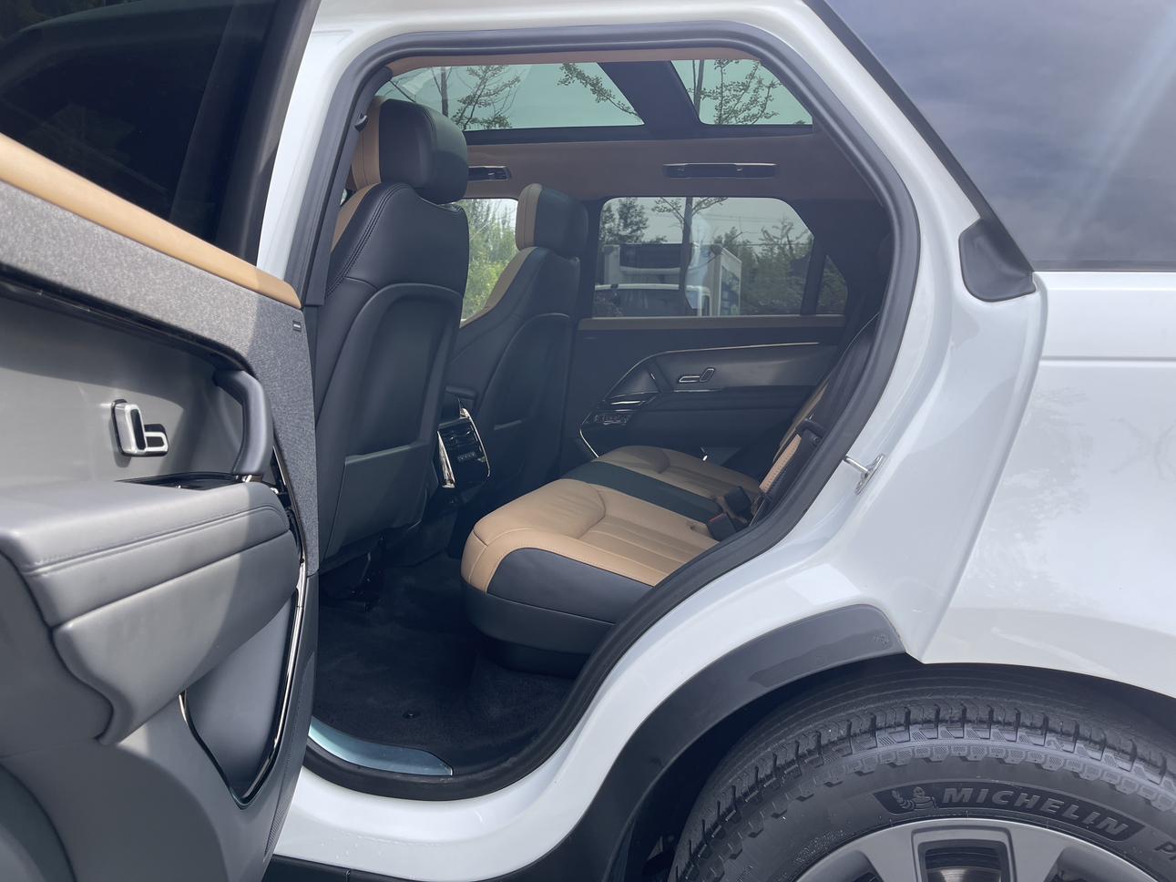 Land Rover Range Rover Sport 2023 thumb 6
