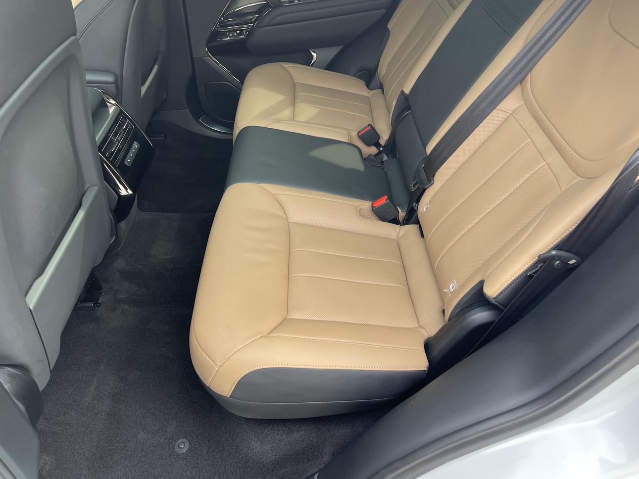 Land Rover Range Rover Sport 2023 thumb 7