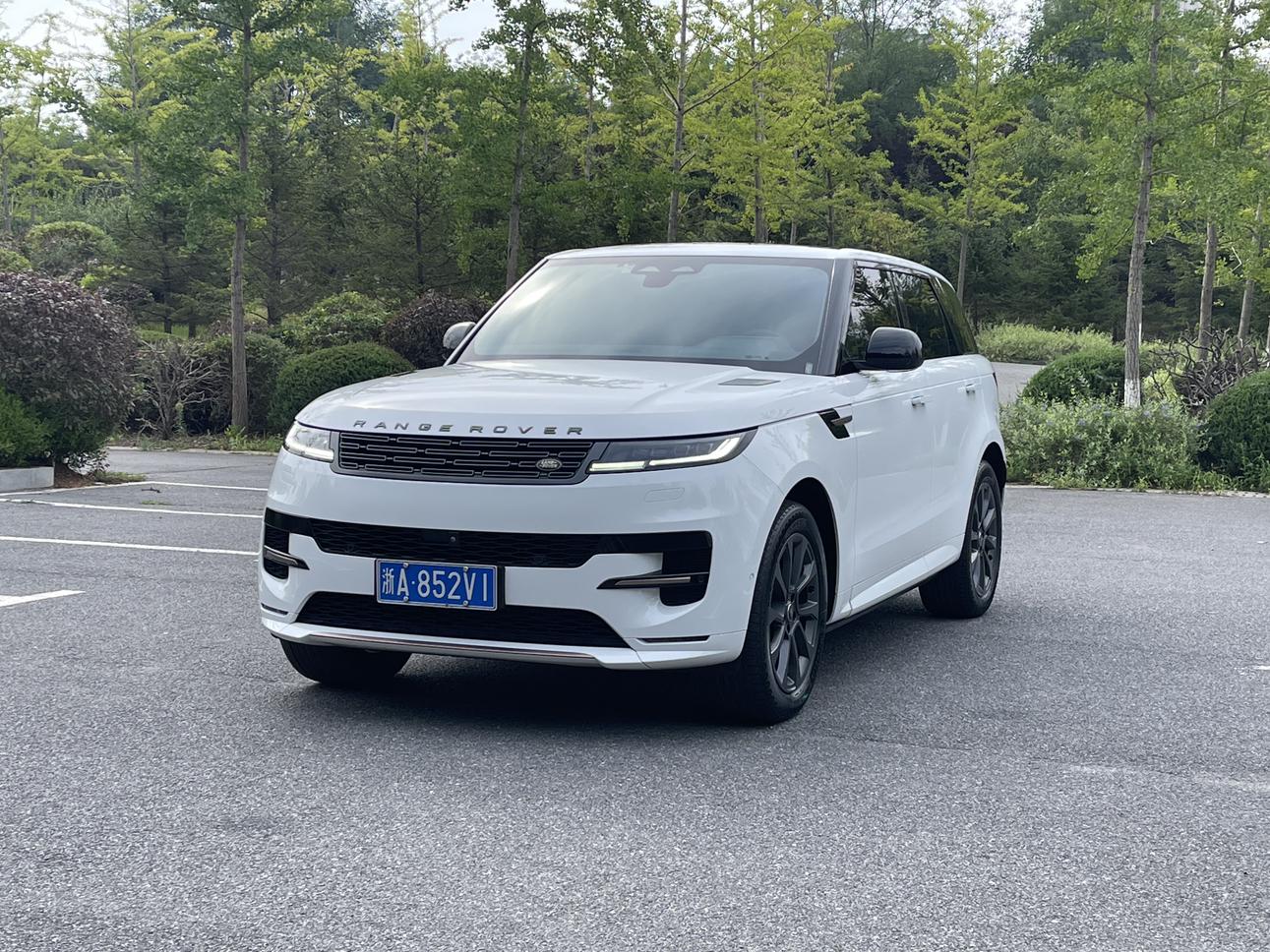 Land Rover Range Rover Sport 2023 thumb 8