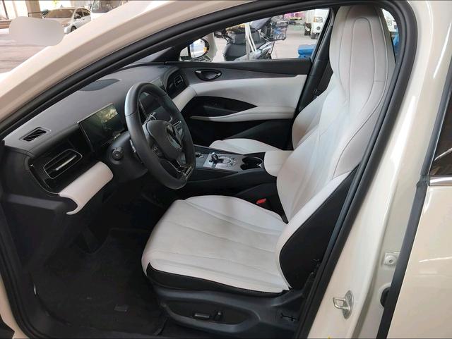 BYD Seal 06DM 2025 thumb 8